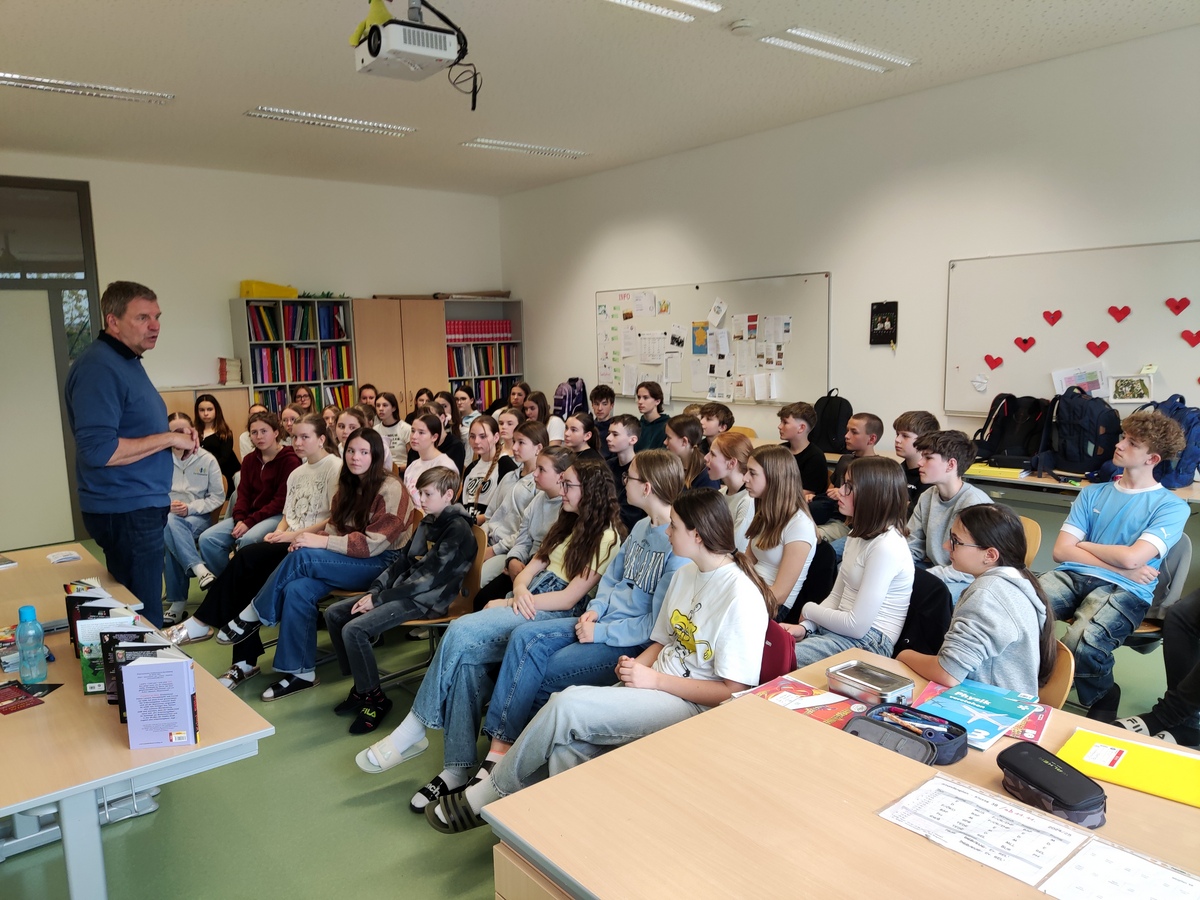 Interaktive Dialogveranstaltung – Autorenlesung Martin Selle/Klassen 3AB Mittelschule