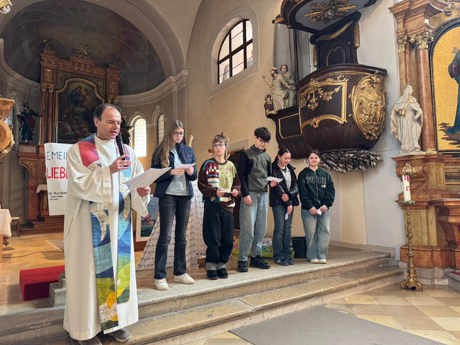 Versöhnungstag: Gemeinsam träumen, Liebe sei Tat